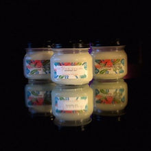 Load image into Gallery viewer, CITRUS CRUSH ORGANIC CANDLE